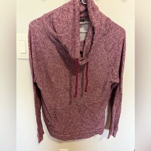 ❤️Derek Heart Burgundy Knit Top